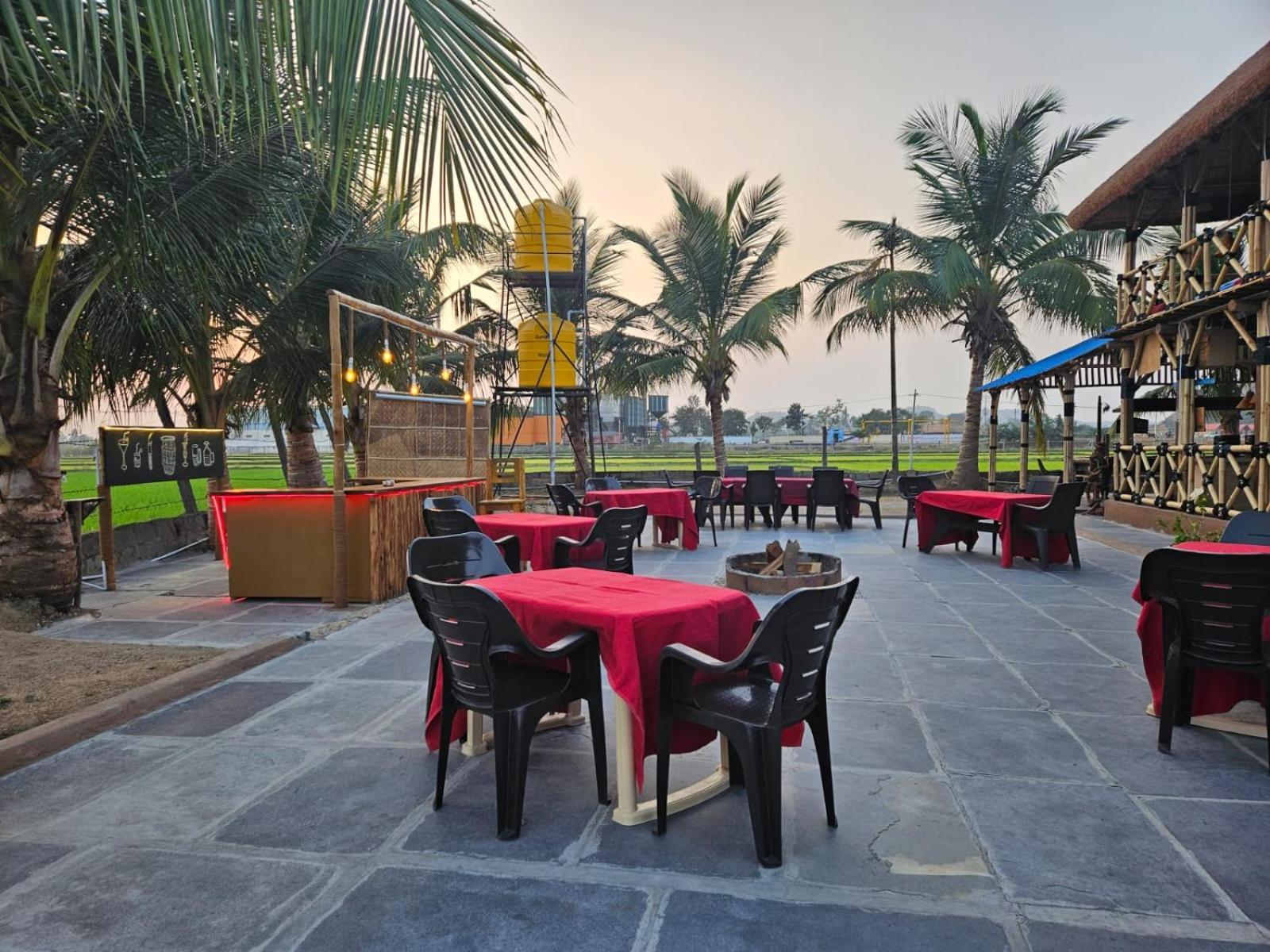 The King On The Rocks Resort Hampi Eksteriør bilde